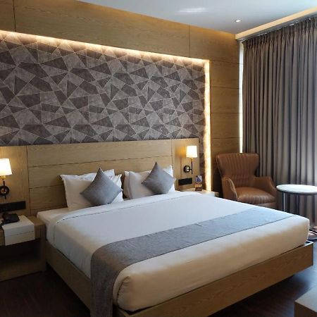 فندق Mothimahal Residency Thrissur المظهر الخارجي الصورة