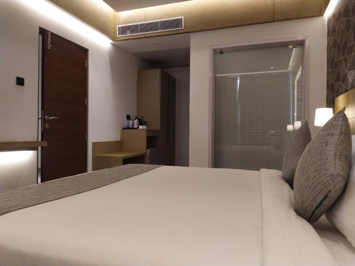 فندق Mothimahal Residency Thrissur المظهر الخارجي الصورة